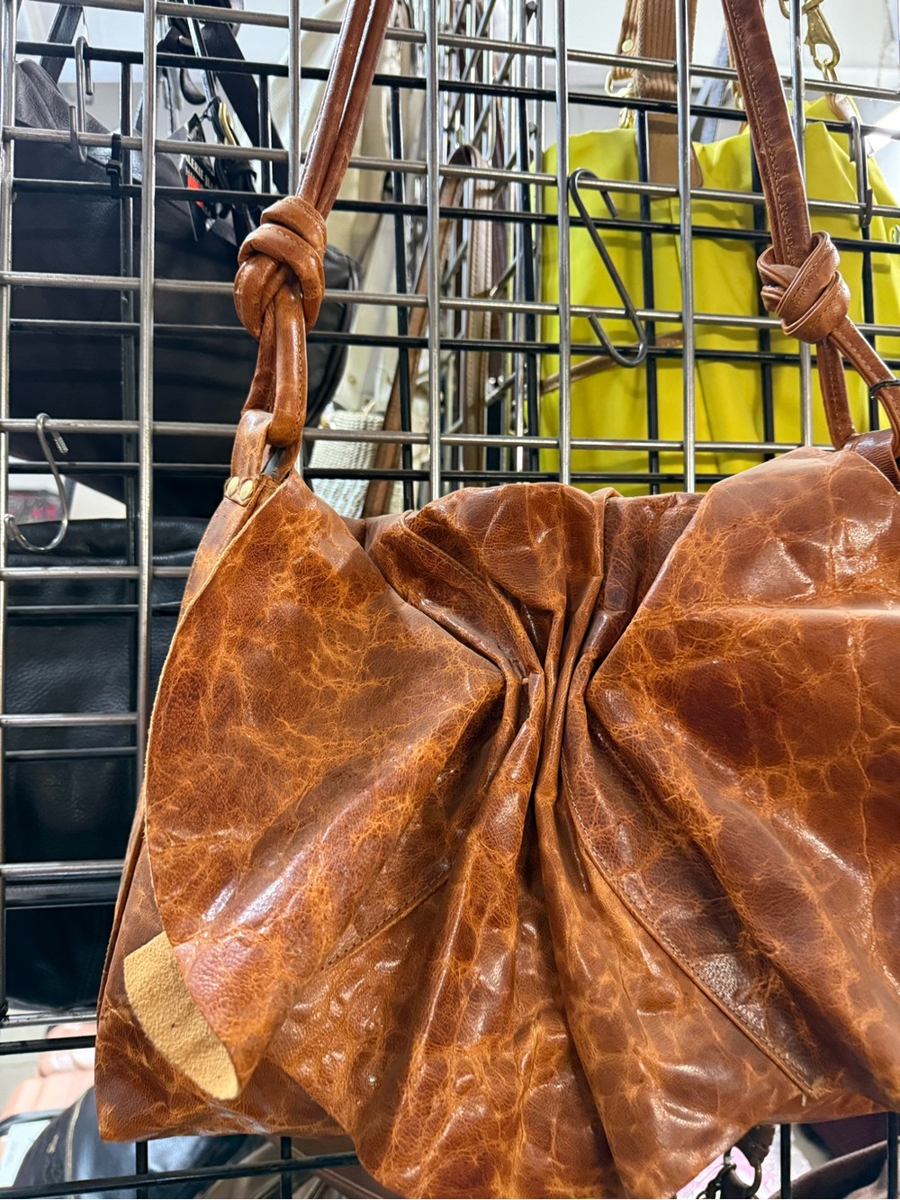 EXTREMELY RARE VINTAGE LEATHER BAG - Picture 6 of 15